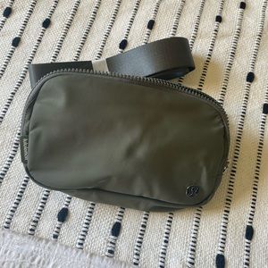 Lululemon Belt Bag Grey Sage NWT